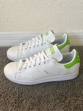 Adidas Kermit The Frog Size 8 1/2